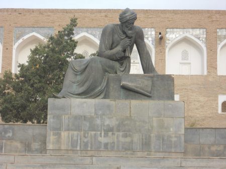 [img] Al-Khwarizmi statue at Khiva, Uzbekistan